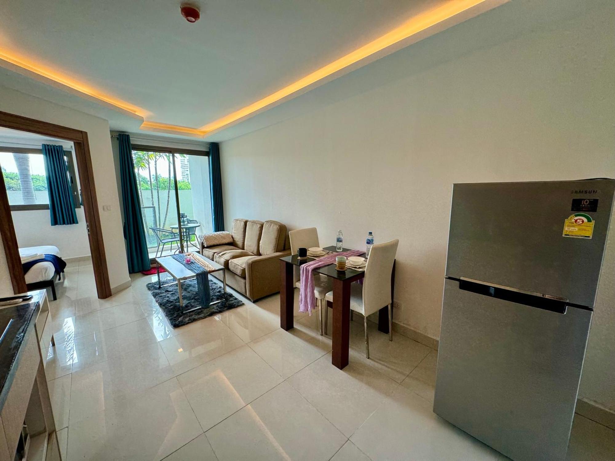 Maldives Resort By Psr Praia de Jomtien Quarto foto